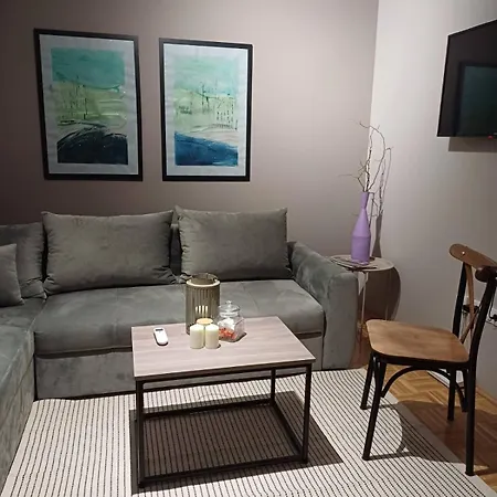 Royal Apartment *
